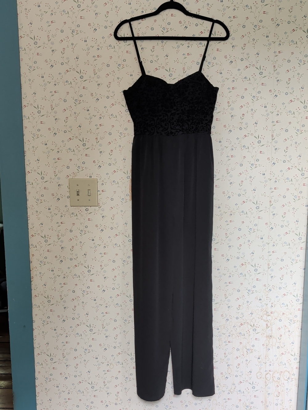 Land of the Free L Black  Jumpsuit Textured Bodice  Smocked back Straps Wedding